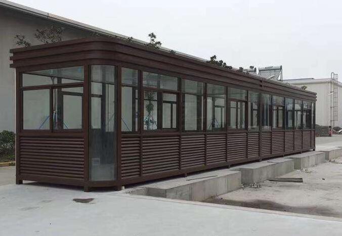 公共場(chǎng)合和企業(yè)為什么要配備吸煙亭？